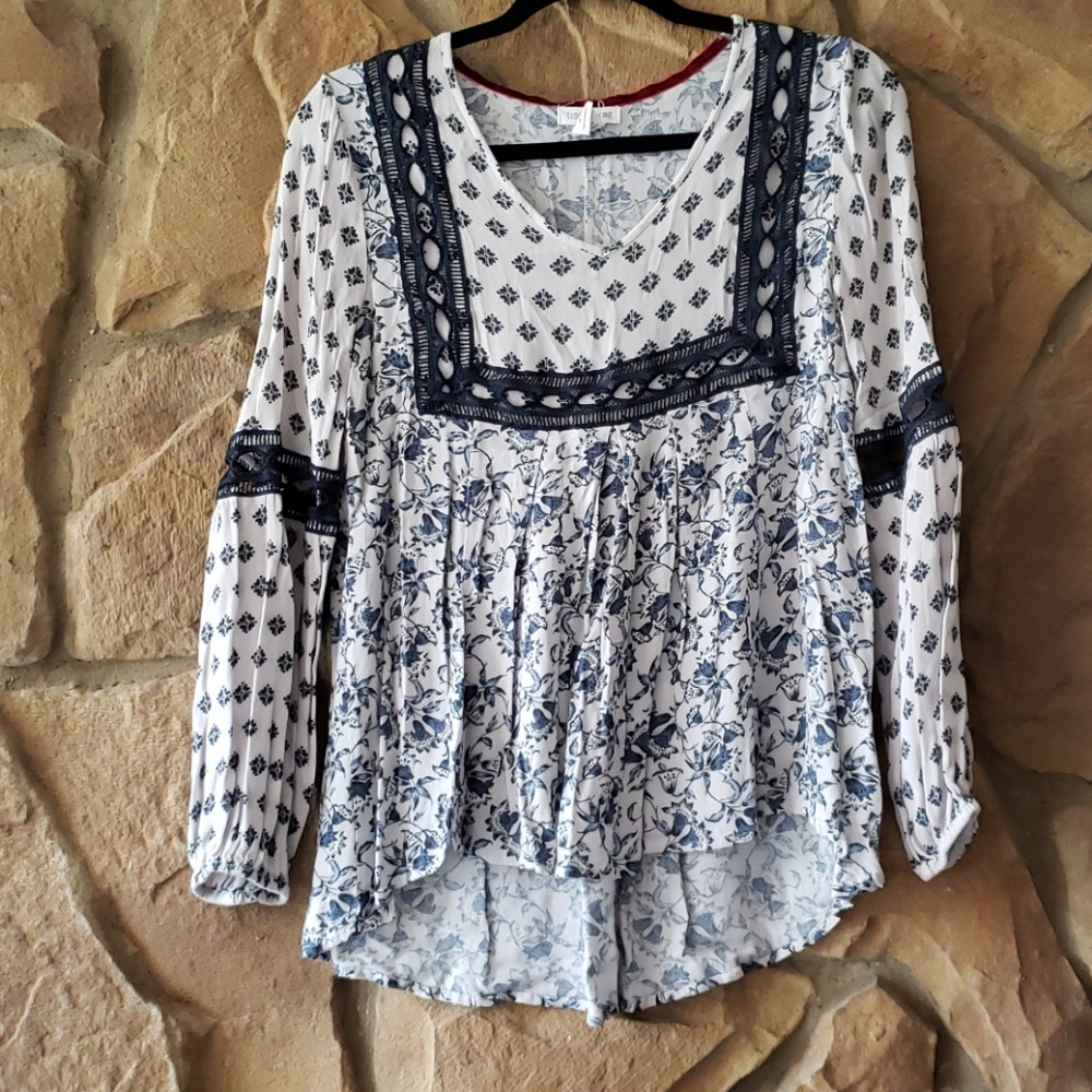 Clover & Scout Blue & White Blouse